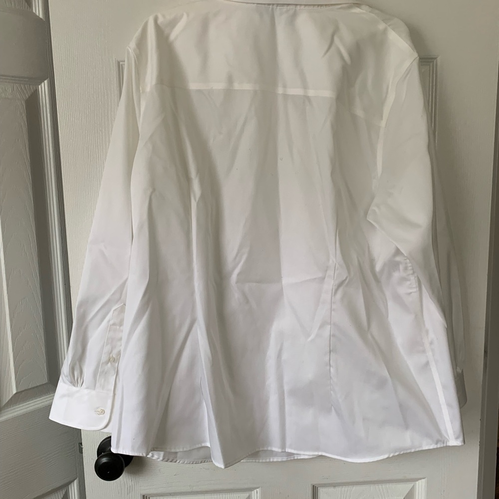 Jones NY Signature White Shirt - Picture 2 of 6